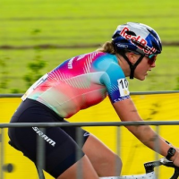 Zoe Bäckstedt zegeviert in Baloise Ladies Tour