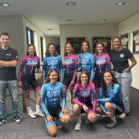 Team De Ceuster Bouwkranen / Acrog klaar voor het veldritseizoen
