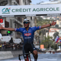Mathieu van der Poel wint Milaan-Sanremo 2023