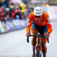Van der Poel wordt Nederlands aanvoerder op WK wegwielrennen 2026