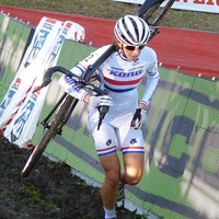 Foto's dames Jaarmarktcross Niel