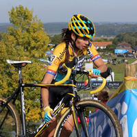 Foto's dames in Ronse