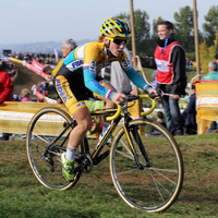 Foto's dames in Ronse