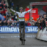 Het veldritseizoen 2017-2018 van Wout van Aert