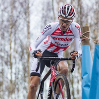 Heren Brico Cross Essen