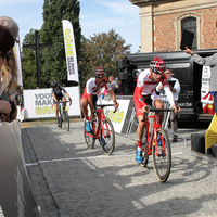 Brico Cross Geraardsbergen nieuwelingen en juniores