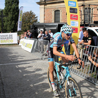 Brico Cross Geraardsbergen nieuwelingen en juniores