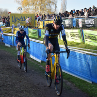 Dames en heren in Flandriencross