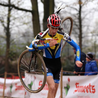 Foto's nieuwelingen en juniores GP Hasselt