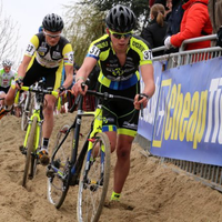 Foto's nieuwelingen en juniores Scheldecross