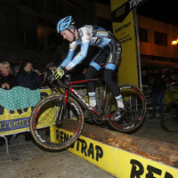 Ereronde, winst en afscheid voor Sven Nys in Waregem