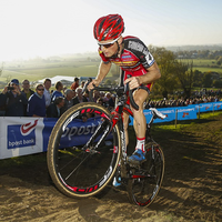 Wout van Aert reed op Koppenberg naar 8ste zege dit seizoen 