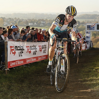 Wout van Aert reed op Koppenberg naar 8ste zege dit seizoen 