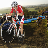 Wout van Aert reed op Koppenberg naar 8ste zege dit seizoen 