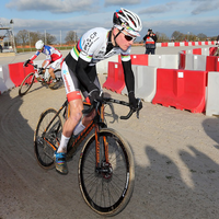 Wereldkampioen Mathieu van der Poel in Lignières-en-Berry