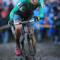 Foto's top drie bij de dames in Kasteelcross Zonnebeke