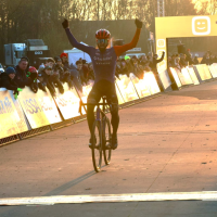 Joris Nieuwenhuis zet Superprestige Boom op zijn palmares