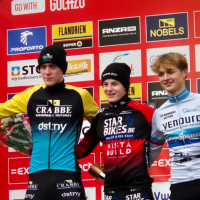 Corsus en Versluis zegevieren bij de junioren in Leiecross