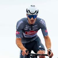 Niels Vandeputte zegeviert in Kortrijk