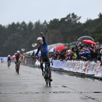 Niels Vandeputte sluit heel mooi af 