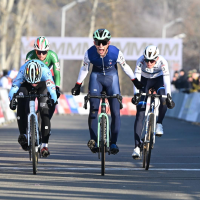 Junioren openen Wereldbeker veldrijden in Tabor
