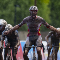 Michael Vanthourenhout vinkt Berencross voor 4de keer af