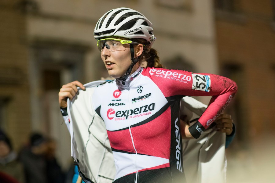 Manon Bakker niet langer bij Experza Pro CX Team