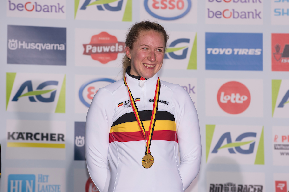 Axelle Bellaert stopt met competitief veldrijden