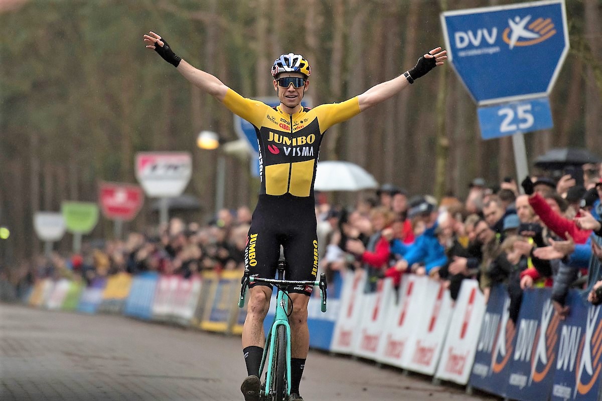 Wout van Aert krijgt Nationale trofee voor sportverdienste