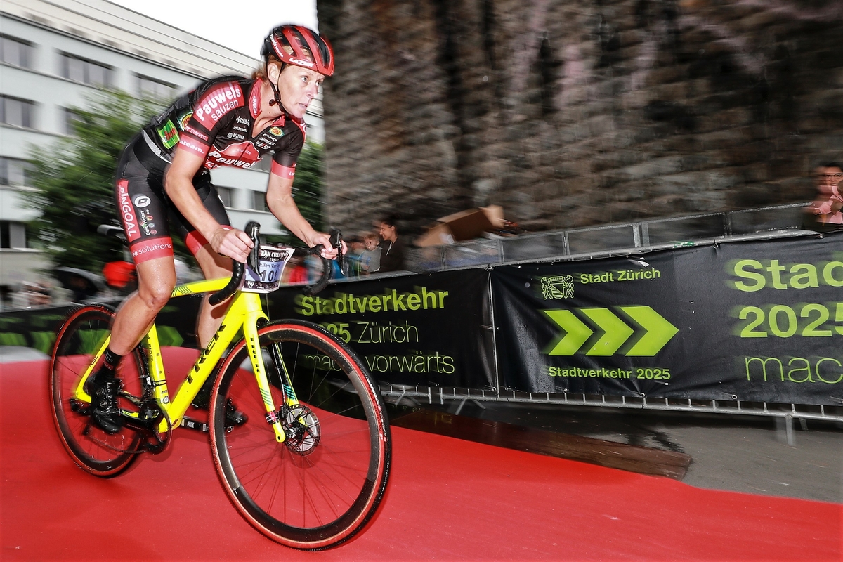 Urban CX Zurich Ellen Van Loy.jpg (737 KB)