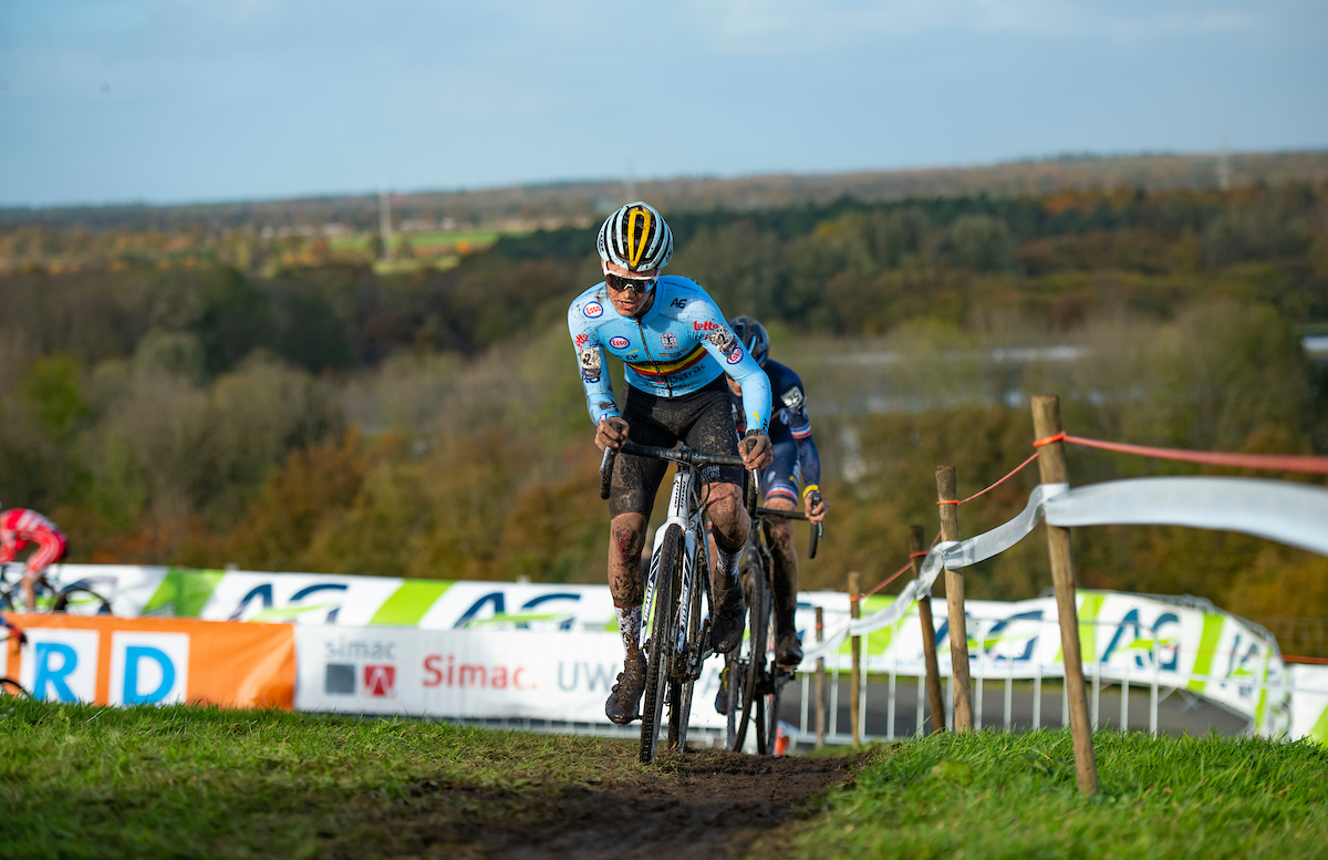 Junior Senne Bauwens naar Acrog-Tormans BC/CX team