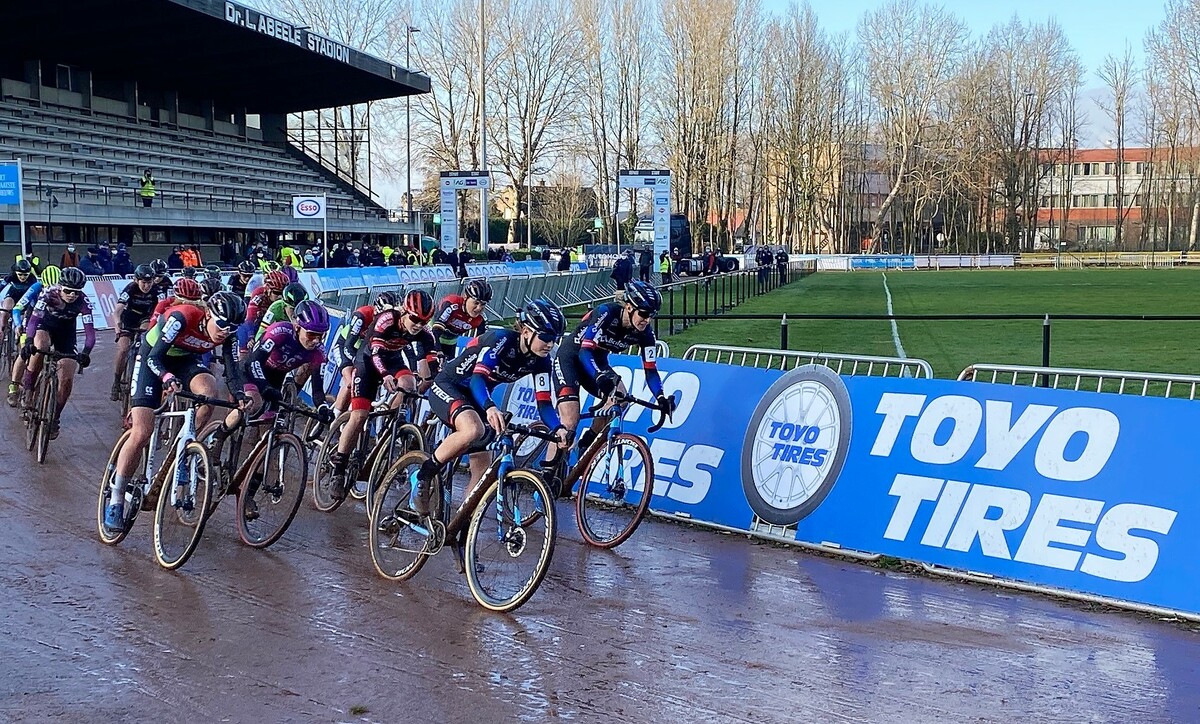 Toyo Tires ondersteunt ook de Aardbeiencross