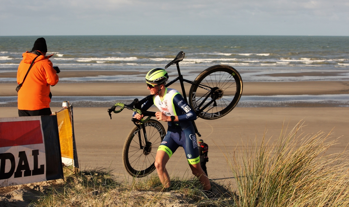 8S4U0232 Emiel.jpg (638 KB)