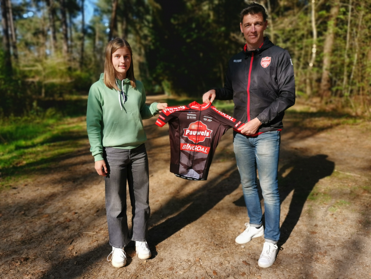 Limburgse Fleur Moors krijgt opleiding bij Pauwels Sauzen-Bingoal