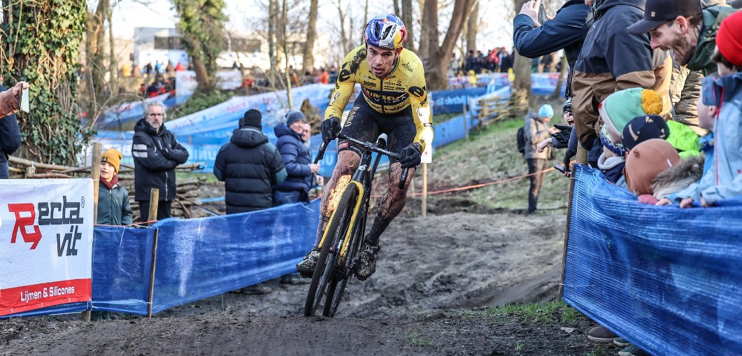 Geen Strade Bianche dit jaar voor Wout van Aert