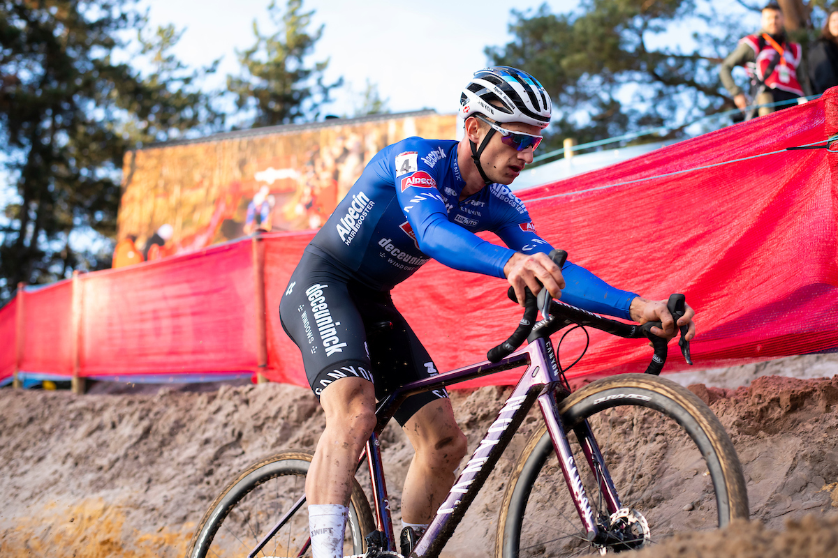 Quinten Hermans nu 'vollenbak' focus op de weg