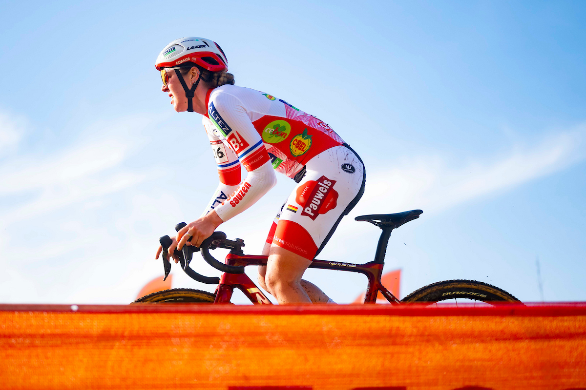 Contractverlenging voor Amandine Fouquenet