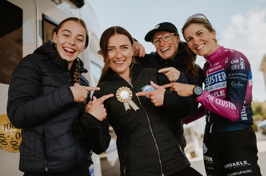 Denise Betsema viert 100ste podiumplaats