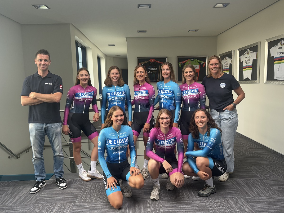 Team De Ceuster Bouwkranen / Acrog klaar voor het veldritseizoen