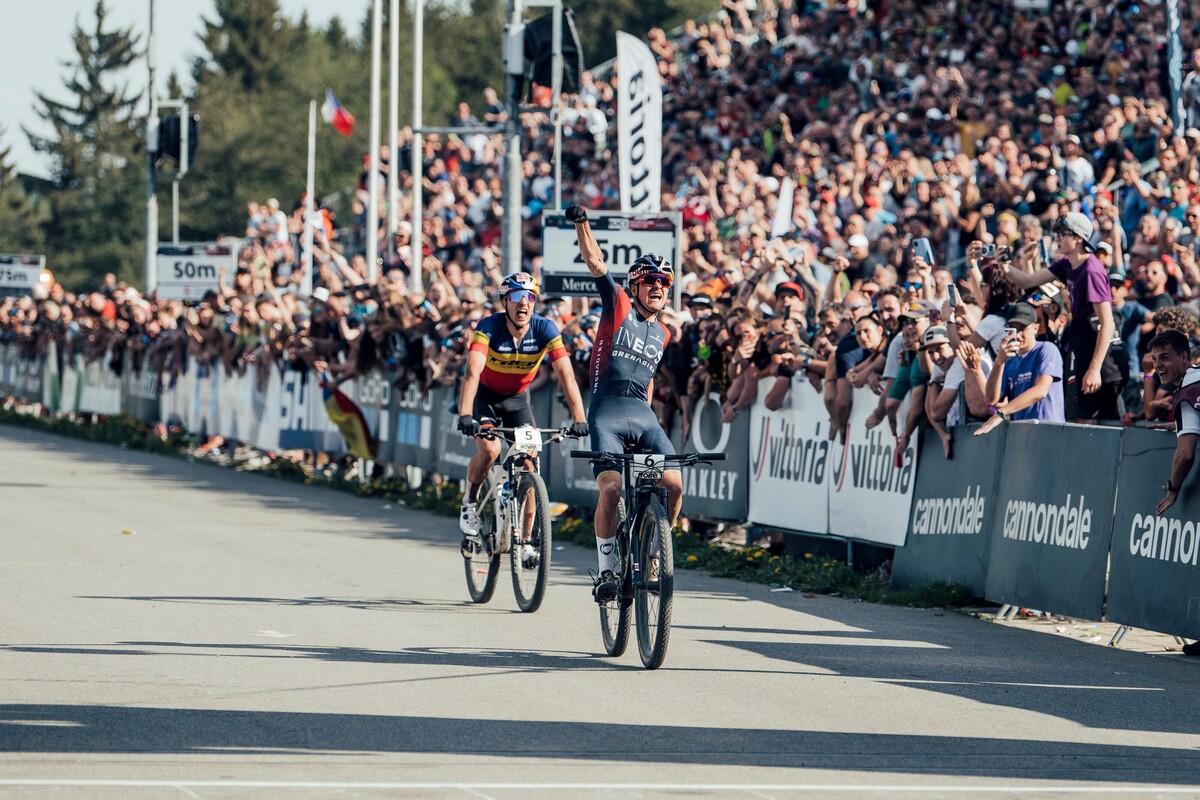 Pidcock zegeviert ook in Nove Mesto