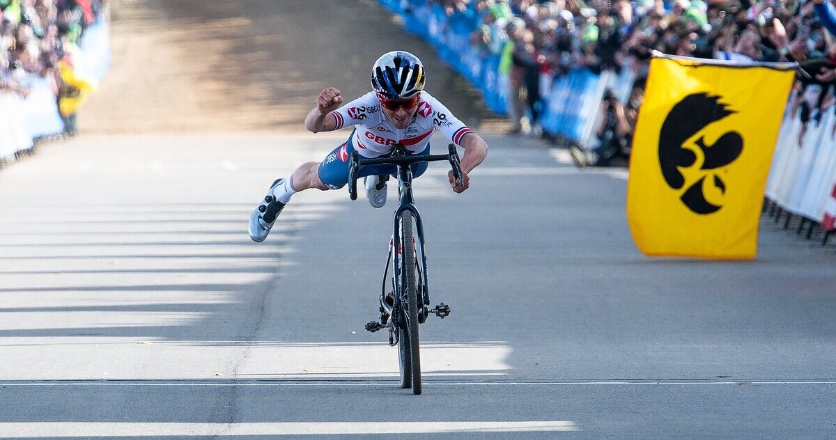 Pidcock komt in actie op de MTB