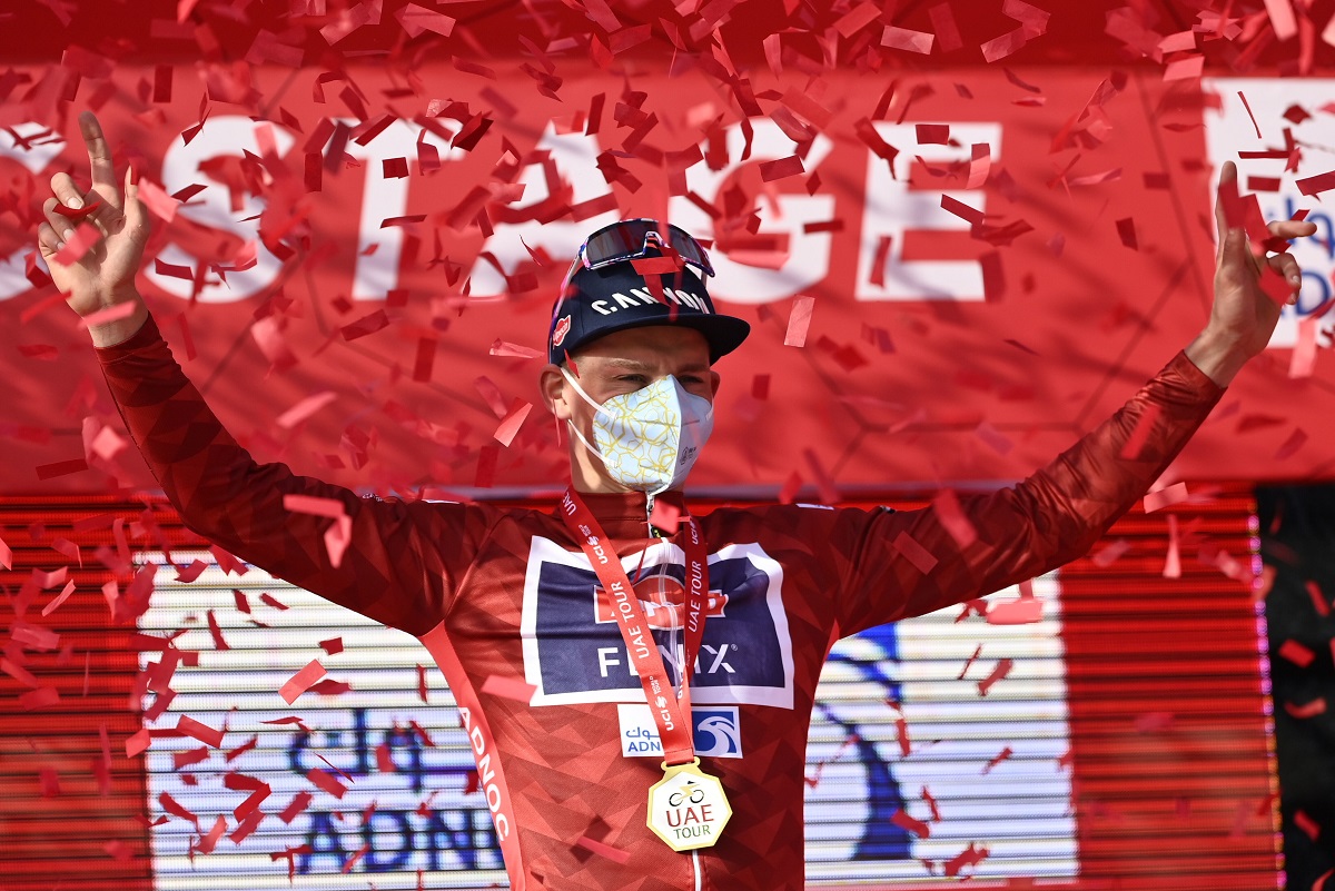 Mathieu wint in UAE tour etappe 1 eerste leider.jpg (391 KB)