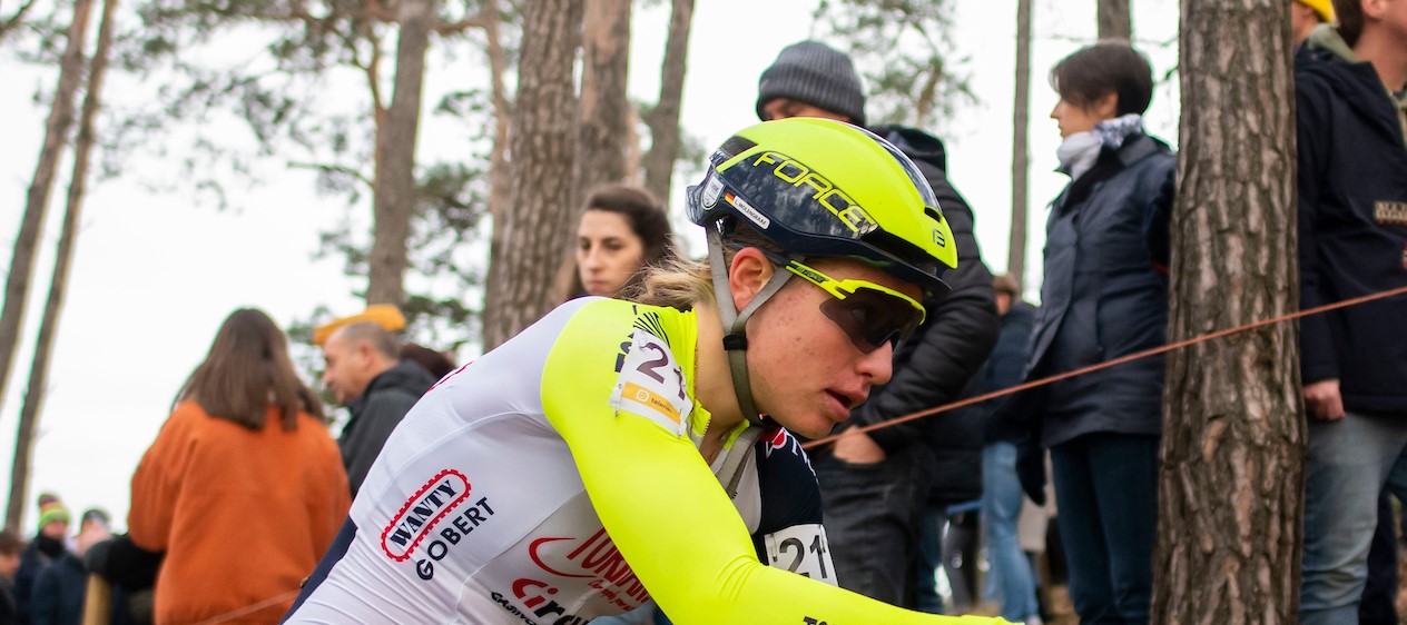 Lauren Molengraaf nam deel aan de Ronde Van Vlaanderen voor juniores