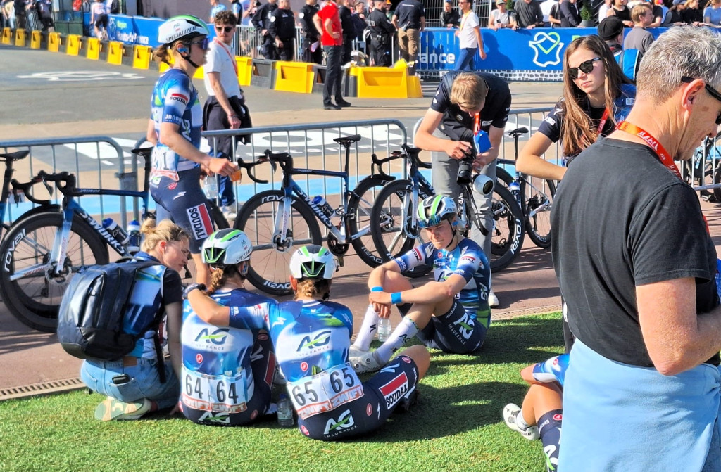 AG dames Roubaix credit Lieven.jpeg (297 KB)