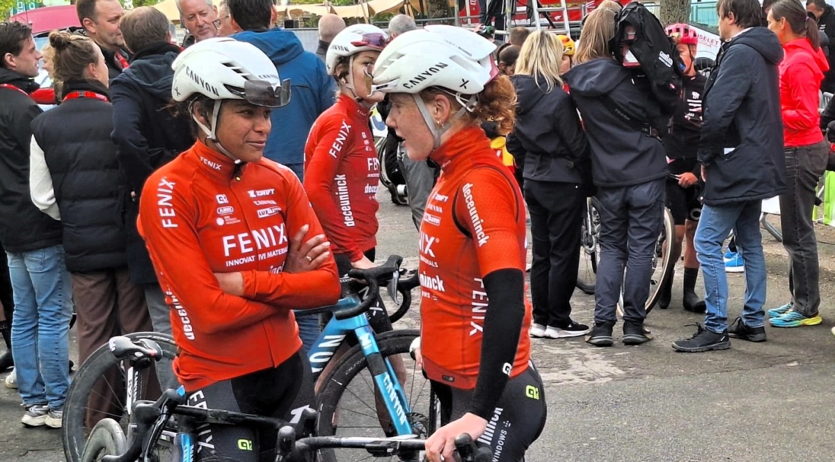 Ceylin del Carmen Alvarado genoot van het succes van ploeggenote Puck Pieterse