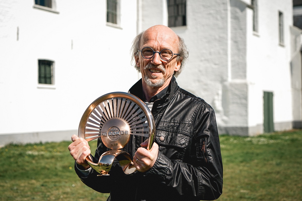 Trofee-RVV-4.jpg (239 KB)