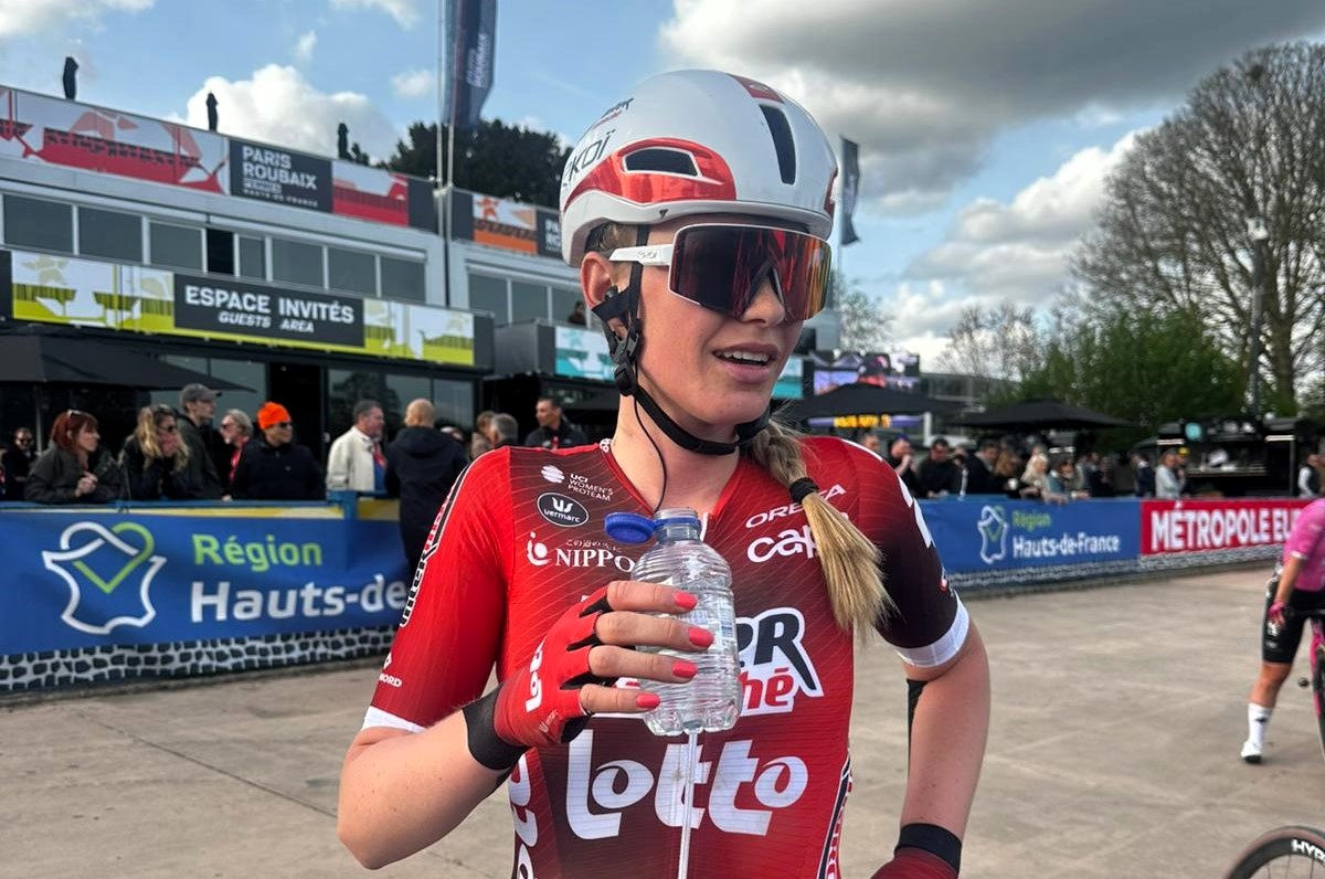 Julie Brouwers won strijd van de bezemwagen, maar niet die tegen de klok