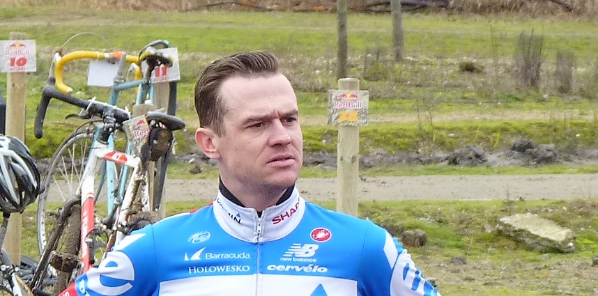 Nick Nuyens over de zaak Van Aert: 'Je hebt rechten en plichten'