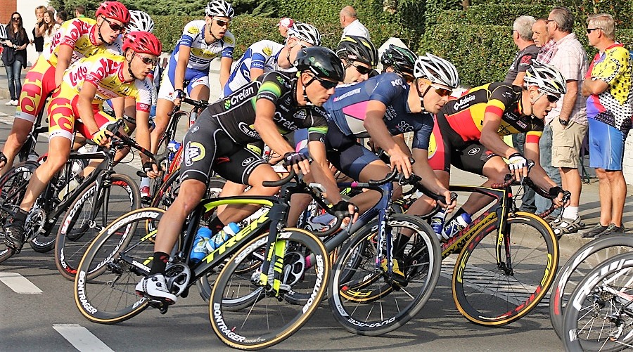 Fietsen in de Classic van de kampioenen van vroeger en nu