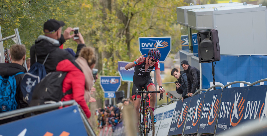 Arensman was de sterkste bij de beloften in de Koppenbergcross